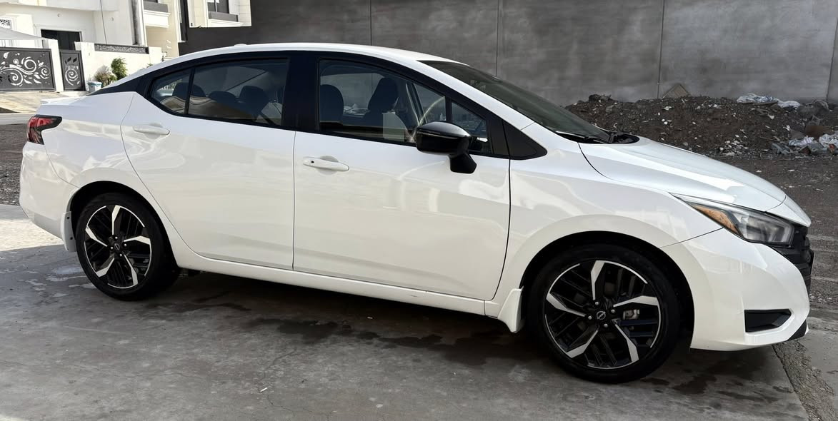 نيسان ڤيرسا ٢٠٢٤ SR، ماشية ٣٢ الف كم، سيارة كلين ما بيها اي نقص والضرر فقط الدعامية الأمامية يم العلامة ، السيارة باسمي من كركوك ، رقم اربيل ، للاستفسار الاتصال على هذا الرقم ( واتساب متوفر ايضاً) 
***********
