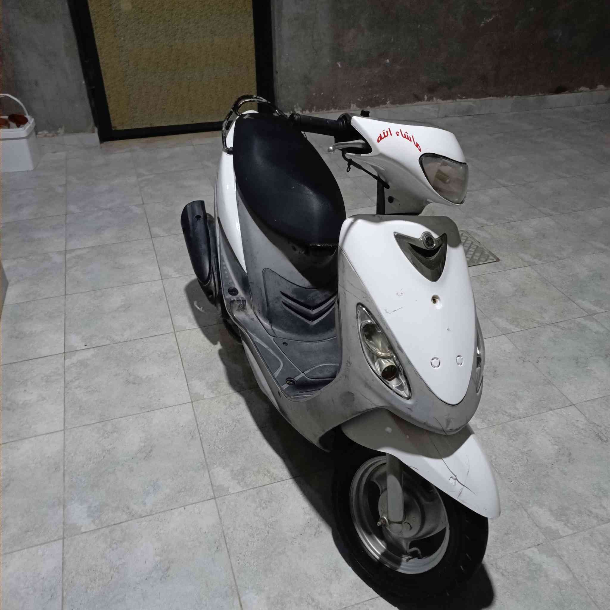 السلام وعليكم دراجه ماكس منغولي للبيع مفتوحه مره وحده 
دراجه كامله نقص مابيه
 مكاني سماوه حي 36سعر خاص
***********
