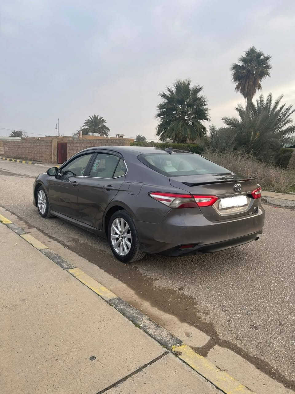 كامري وارد امريكي موديل 2019 رقم اربيل انكليزي سنويه جديده 2027 تحويل مباشر كير محرك شرط محرك مامفتوح بابين وربع بنيد صبغ بدون دواخل سياره جديده داخل نضيف ماشيه 135 مابيه نقص السعر 170 وبيه مجال مكان السياره الشركاط الشراي يتصل *********** لموشراي لايتصل
