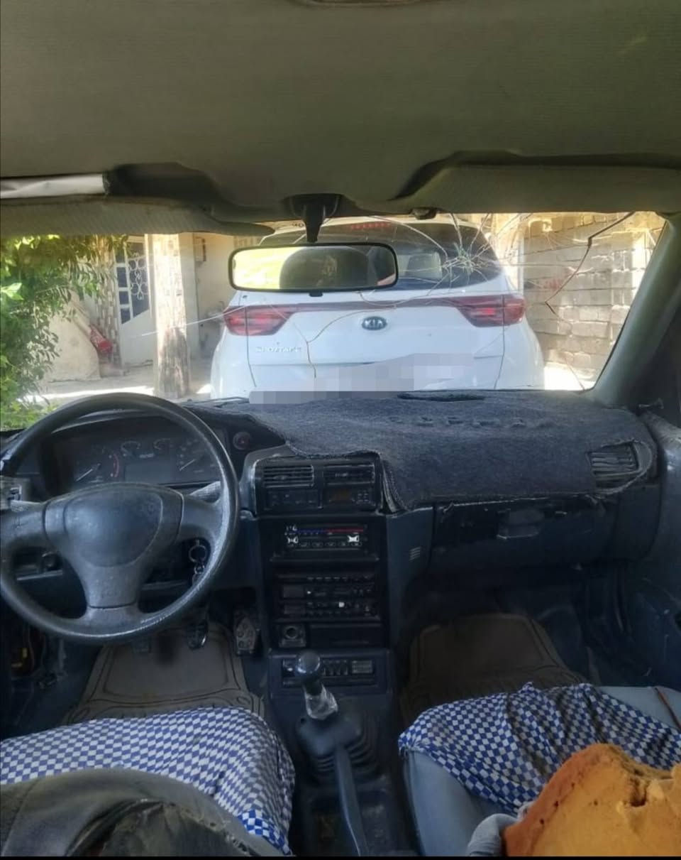السلام عليكم لبيع كيه سيفيه موديل ٩٤رقم بغداد مشروع وطني كير عادي محرك مفتوح مصبوغه جماليه اي ضربه مابيهه دواخلهه كله ع وضع شركه تخم تاير جديد صدر أمامي خلفي جديد باتري جديد دوشمه ارضيه كهربائيات كلهه شغاله سياره جاهزه مابيهه اي نقص مكان سياره بغداد لكرخ سعر (٢٦)وبيهه مجال قليل //***********
