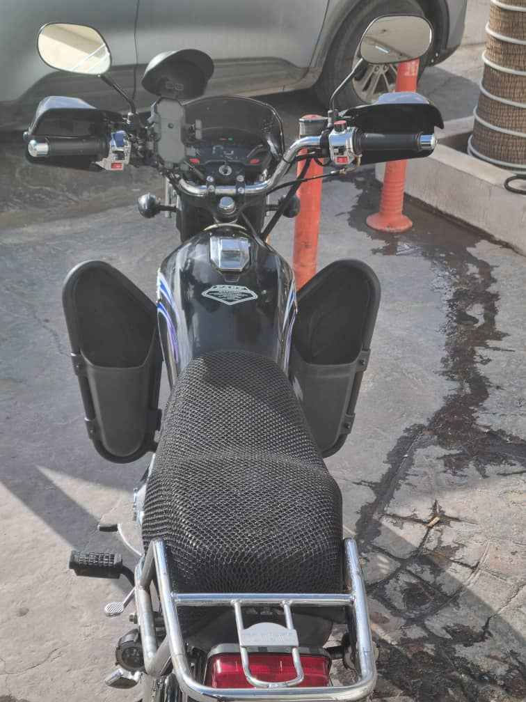 السلام عليكم 
بارت عيتاني اصلي 2023 مع منفيس.. وفاتورة الشراء من الشركة 
الدواليب توبلس والخلفي مبدل جديد
مطلوب 450 $ دولار (قفل)
للتواصل *********** أربيل, العراق
