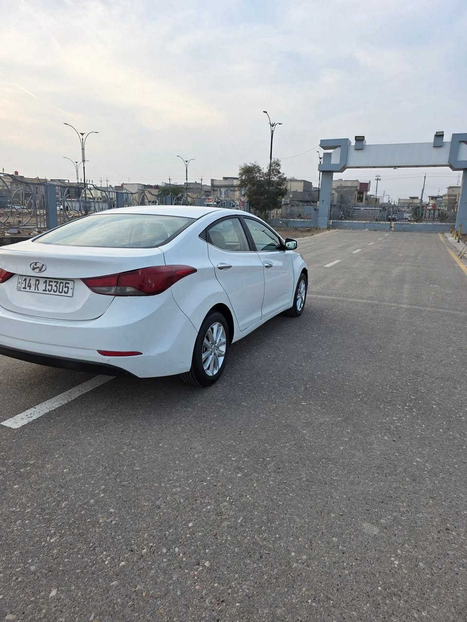 النترا خليجي مديل ١٦ رقم بصرة جديد سنويه جديده محرك ١٨٠٠ دوش فول موصفات عده البصمه بيهه صبغ ٣ قطع سياره جديده جاهزه من كلشي مابيهه اي نقص محرك وكير وحداده وتبريد شرط الفحص سعر ١٠٥ هاتف 📱 *********** عنوان بصرة
