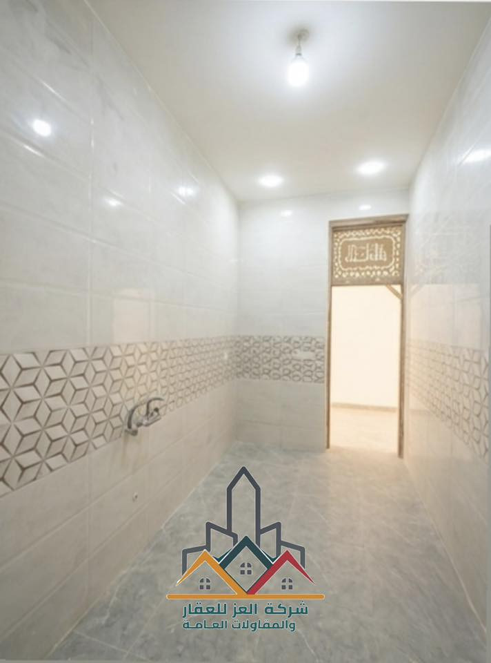 📍بيت للإيجار – الحصوة / حي الشهداء  
مجاور مدرسة الكواكب الابتدائية  

بيت جديد بالكامل، غير مسكون، يتكون من:  
- غرفتي نوم (واحدة منهن نظام سويت)  
- صالة  
- مطبخ  
- استقبال  
- صحيات  

البيت مرتب وجاهز للسكن مباشرة ✨  
💰 سعر الإيجار: 250 ألف شهرياً

مواقعنا في خدمتكم:
المقر الرئيسي: 📍بابل - الحصوة.
📍بغداد: حي الأطباء - خدمي شارع المطار.
... للتواصل والاستفسار عن خدماتنا (بناء، ترميم، تصميم هندسي،بيع وشراء)
[*********** - ***********]📞
أو راسلونا مباشرة عبر رسائل الصفحة.✉️
@إشارة
