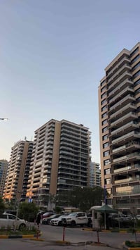 🏡 شقة للإيجار – مجمع بوابة العراق السكني  📐 المساحة: 198 م² 🏢 الطابق: ...