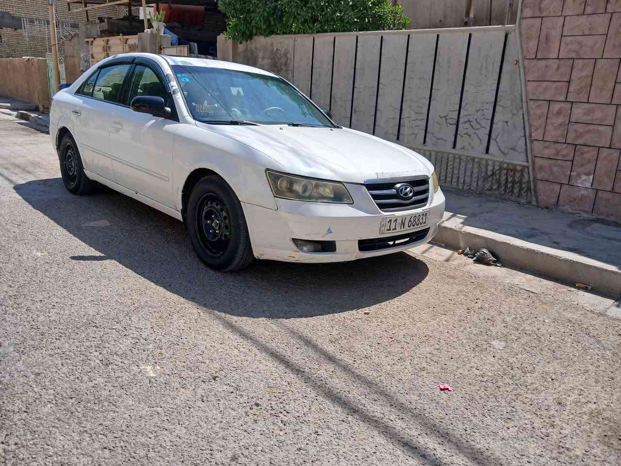 السلام عليكم
سوناتا 2008 وارد امريكي فول مواصفات  السيارة بلادية بدون صبغ بدون حادث فقط سرقة بنيد وقبق جنطة دعامياتها بعدها بلادي... مكينة حاوية جديدة لاتنقيص ولاتبخير قبل شهر ونص شديتها صدر امامي خلفي كلة جديد تخم تايرات جدد قبل سبوع شديتهن افلنجات جدد سيارة جاهزة خير من الله فقط تبريد بي ضعف الكمبريسر 
السعر85..... مكاني بغداد الكمالية. 
***********
***********

