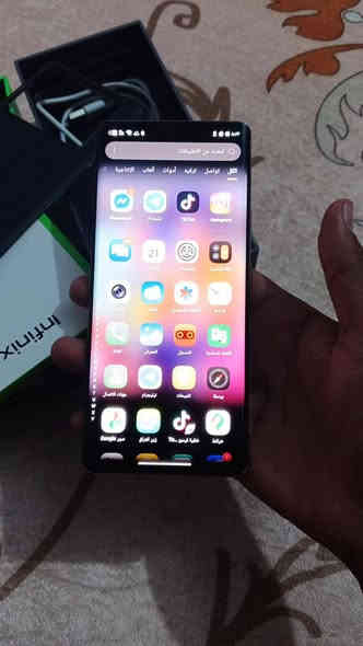 سلام عليكم جهاز Infinix NOTE 40 Pro لبيع جهاز نظيف كلش كامله ملحقاته بس سماعات مو ويه سعر 250مكاني لعماره حي العسكري رقمي ***********او مراوس بايفون 13برو ماكس ونطي فرق
