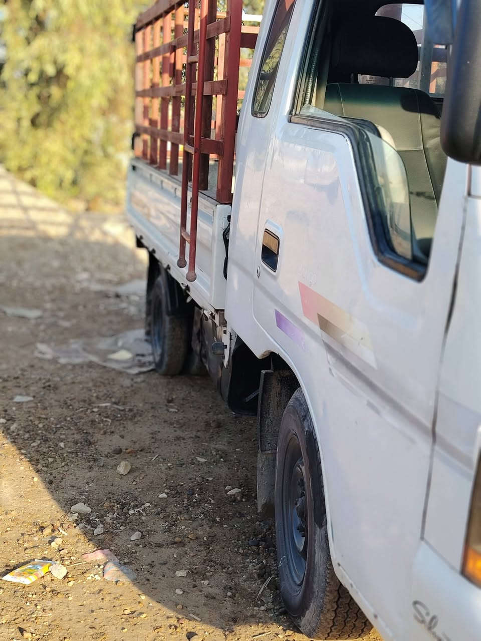 السلام عليكم سيارة للبيع كيا حمل فنتيرا ام عيون موديل 2000 سيارة مكفولة كير محرك للاستفسار *********** بغداد الزعفرانية
