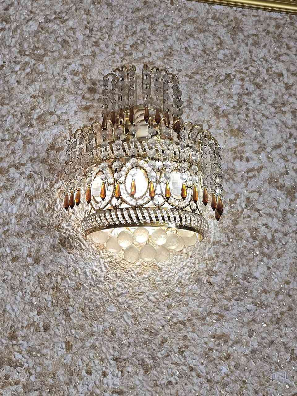 غراض للبيع مكان الزعفرانية ***********
