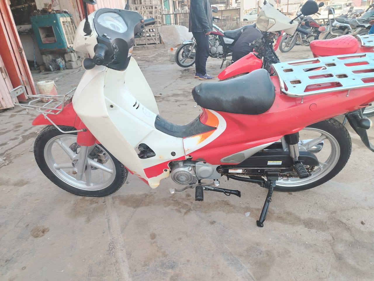 السلام عليكم سرفيز للبيع ماطور نضيف والماطور ابلادي كله كشر شريكه 600وبي مجال ***********
