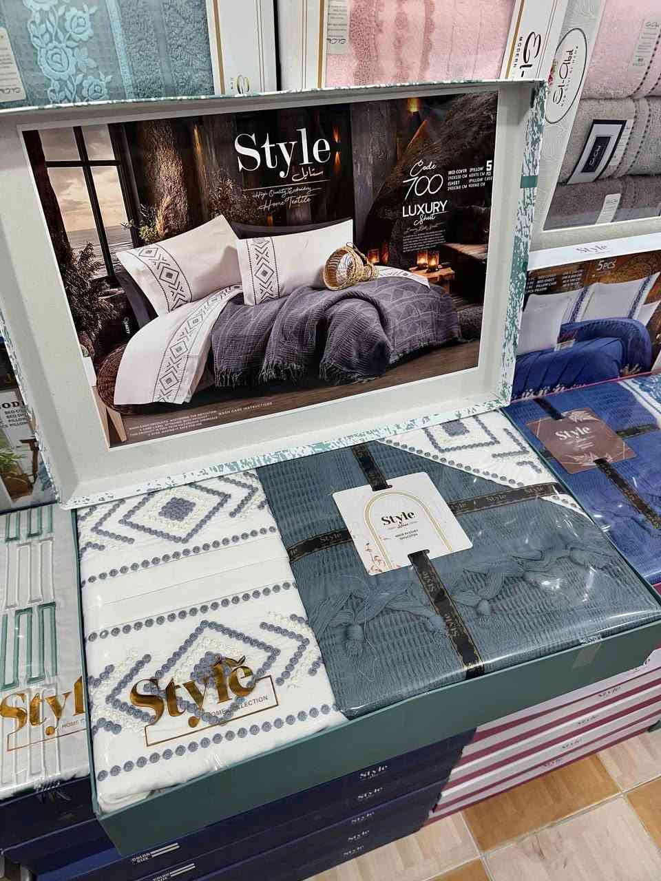 ستايل كبير ✅✨

1️⃣ طقم ملاية سرير كبير مطرز + كوفرته بيكا 🛏️
خامات قطن عالي جدا 🌟

سعر الطقم جملة 1050 💰
أقل كمية للطلب 5 قطع 📦

للطلب واتساب 01026278180 📱
تليجرام المكتب https://t.me/ketecar


**إذا كنت صاحب هذا الإعلان وتريد حذفه لأي سبب، رجاءا أرسل رسالة إلى الدعم الفني**