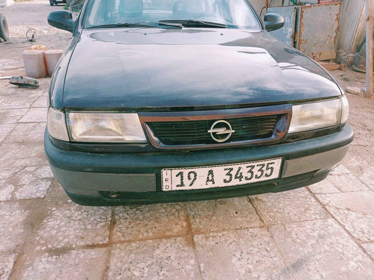 السلام عليكم عندي اوبل فكترا رقم كربلاء بسمي شرط التحويل موديل 90 سياره جاهزه وشغاله بس محرك يبخر محركهه 1600 مكاني بغداد ناحية الوحده قرب شقق بسمايه سعرهه 25ورقه اتصل ***********
