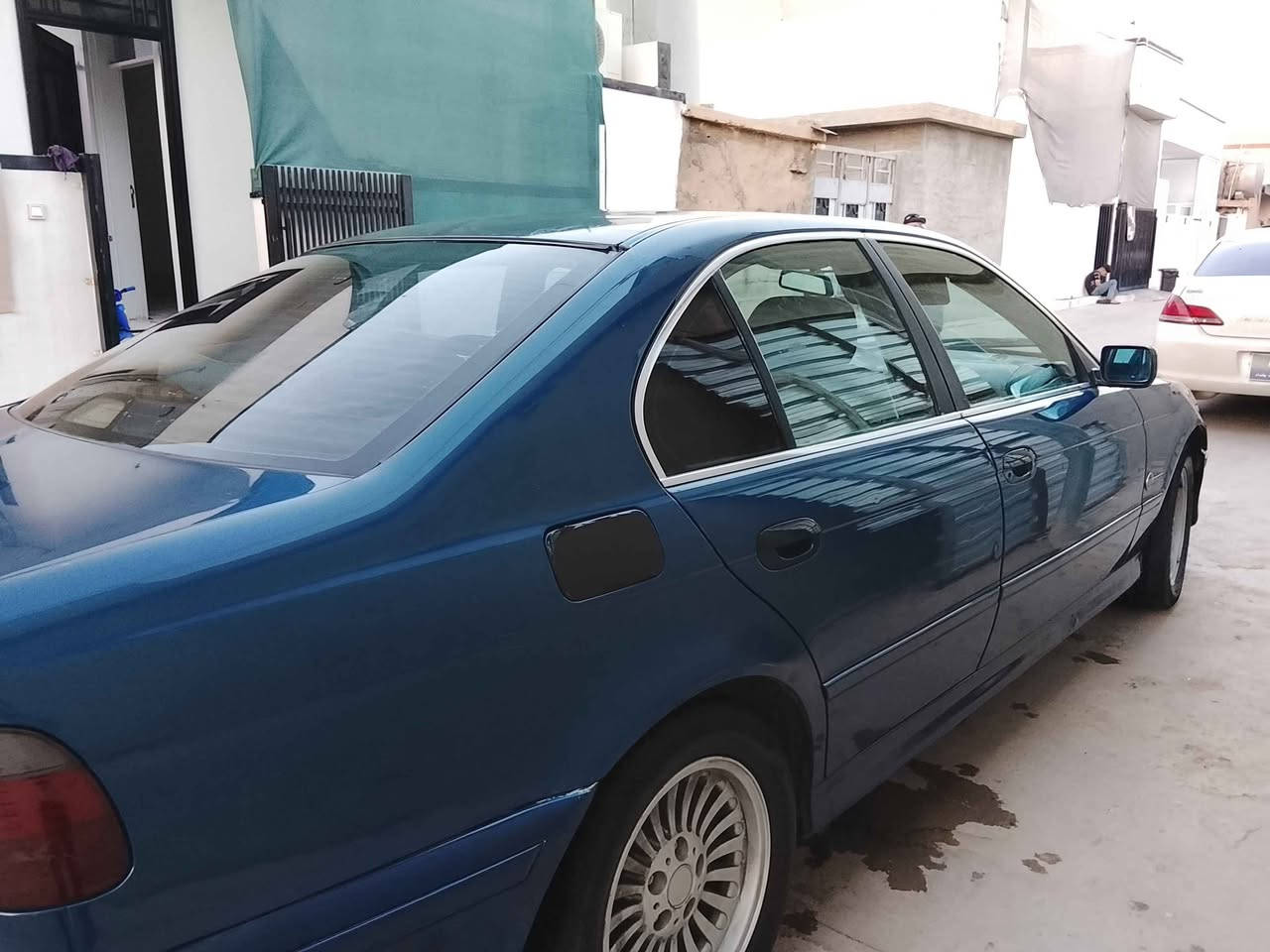 bmw525سقر
مودیل 2001
مەنەفیستی ئەسلی برایم خەلیل باکانەی مروور بەشەرت سوکان محەوەر
گیرمەکینەی بەشەرت تەقەو ڕەقەکەی بەشەرت کارەبای گیشت گیانی بەشەت تبرید گەرمی بەشەرت
سعر 30گلاو مەعمەلەیەکی زور کەم شوێن تەکیە چەمچەمال 
***********
*********** شمشمل, السليمانية

