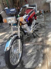 دراجه للبيع أوراق وكيله بل عماره سعر 900 الأتصال 07715695726