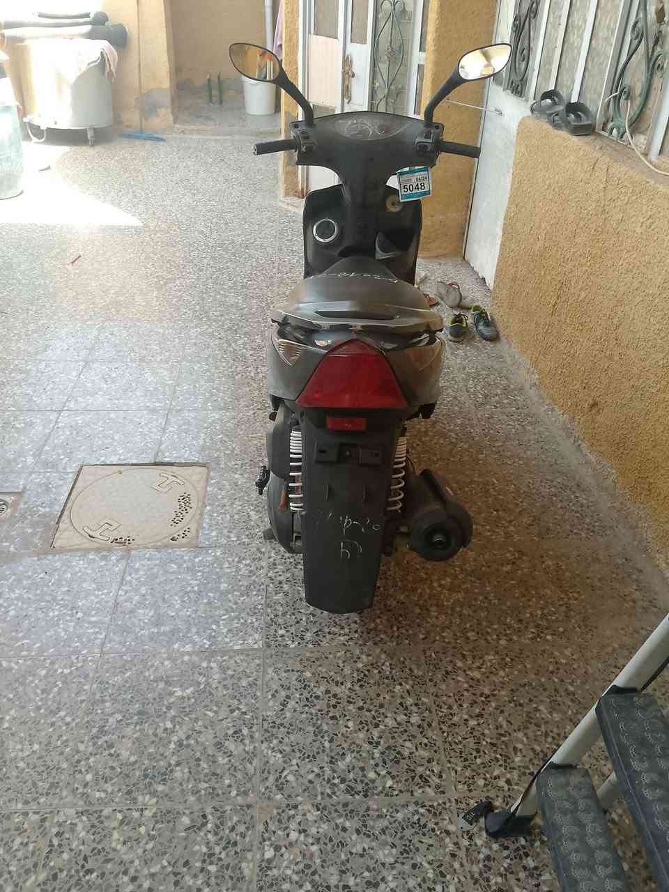دراجه ثعلب مكينه مكفوله كهربايات كله شغاله العنوان بغداد الحبيبيه تصال ***********
