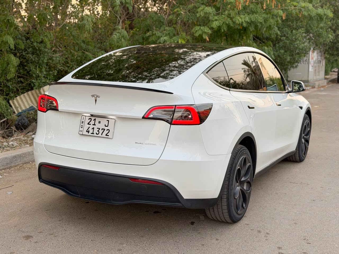 Tesla Model Y Dual Motor Long Range للبيع
الموديل:- 2023
العداد:- 50.000Mile 

أون لاين

الحادث:- جانبي قطعتين صبغ جاملغ وباب الراكب

وارد كندي مابيها صور حادث

جاهزة على أخر حباية ادامة كاملة

السعر 20.800$
موقع السيارة بغداد الاعظمية
***********
