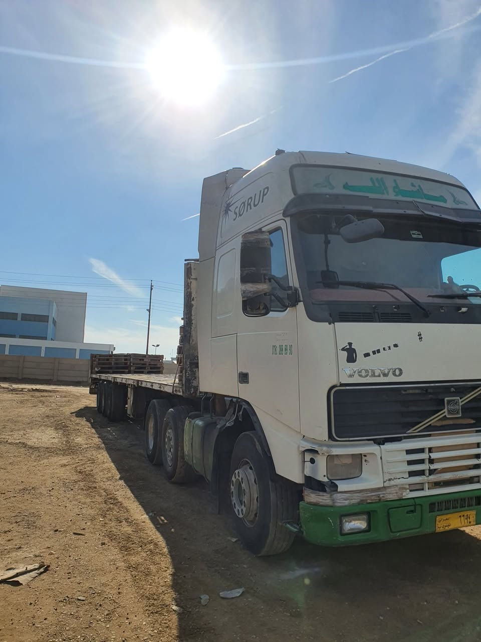 فالفو للبيع راس وعربانة شخاطة موديل 2002 السعر 118 ابيع. كوم حديد الاستفسار الاتصال   على الرقم ***********
