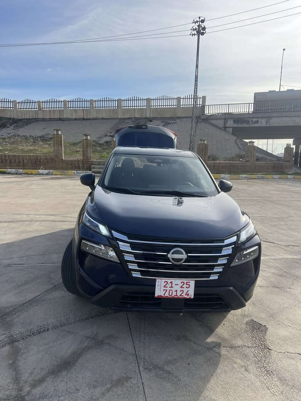 نيسان روج  موديل2024  SV AWD الشكل الجديد وارد امريكي رقم كاتي تترقم اي محافضه شمالي
مواصفات    

بصمة تشغيل 

ابواب بصمة

تبريد قطعتين

رادار امامي خلفي جانبي 

تحديد مسار قيادة آليه

1500 تيربو محرك

مانع تصادم خلفي امامي

نقاط عمياء 

تبريد قطعتين 

شاشة ايباد تدعم كار بلي 

صندوق كهرباء

حساس اطارات 

ليد امامي نهاري

كشن السائق كهرباء

 

فول تحكمات استيرن جهتين

شفتات ستيرن 

تبريد بيانو شاشة منفصل

سايد بريك بصمة 

اوتو هولد 

حساسات خلفية 

أنضمة قيادة عدد 5

وباقي المواصفات معروفة  للسيارة

مكان السياره كركوك

سعرها 155 وبيها مجال 

رقمي ‭0788 673 9002‬
