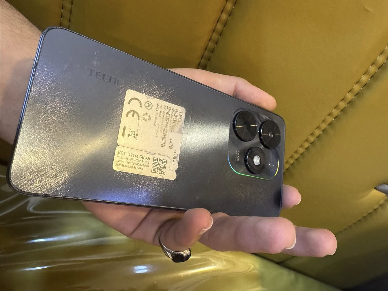 للبيع اخو الجديد تكنو سبارك كو
ذاكرة١٢٨+٤

بطارية٥٠٠٠

ويا كارتونة 

ولا شخط شاشة تلمع

كامرة حلوة

العنوان نجف ***********

السعر ١١٥ الف
