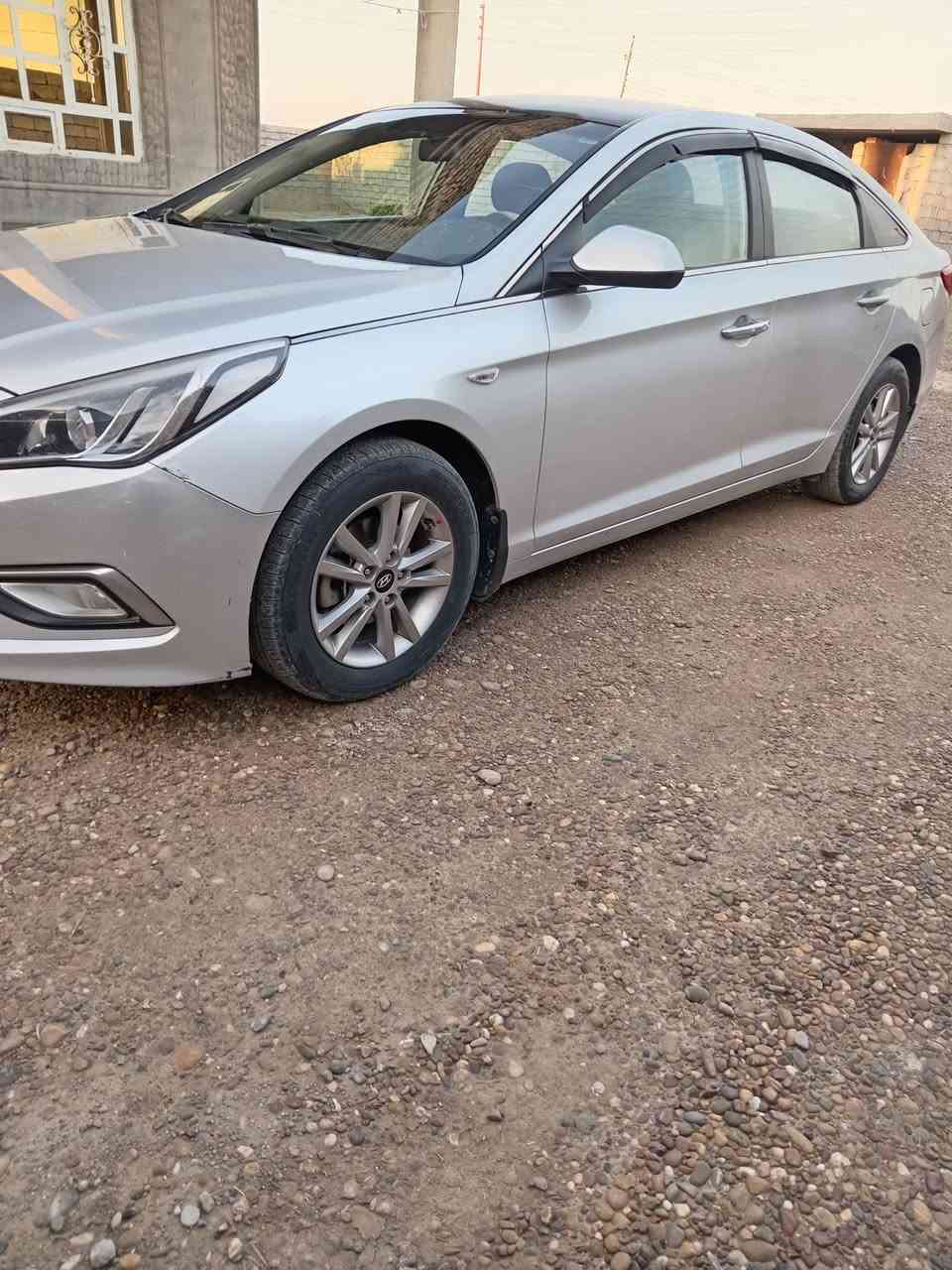 سلام عليكم
سوناتا للبيع موديل 2017 محرك 2000
وارد كوري رقم بغداد بسمي بيه حادث بالجاملغ الخلفي الصفحة اليسرة السعر 115وبيه مجال تفاصيل اكثر خاص او الاتصال مكاني بغداد التاجي 
رقم الهاتف *********** واتساب
***********
