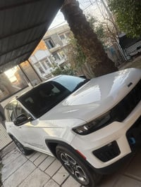 جيب هايبرد موديل22 بدون ايرباك و بدون صور ضرر وارد كندي للبيع  ماشية30...