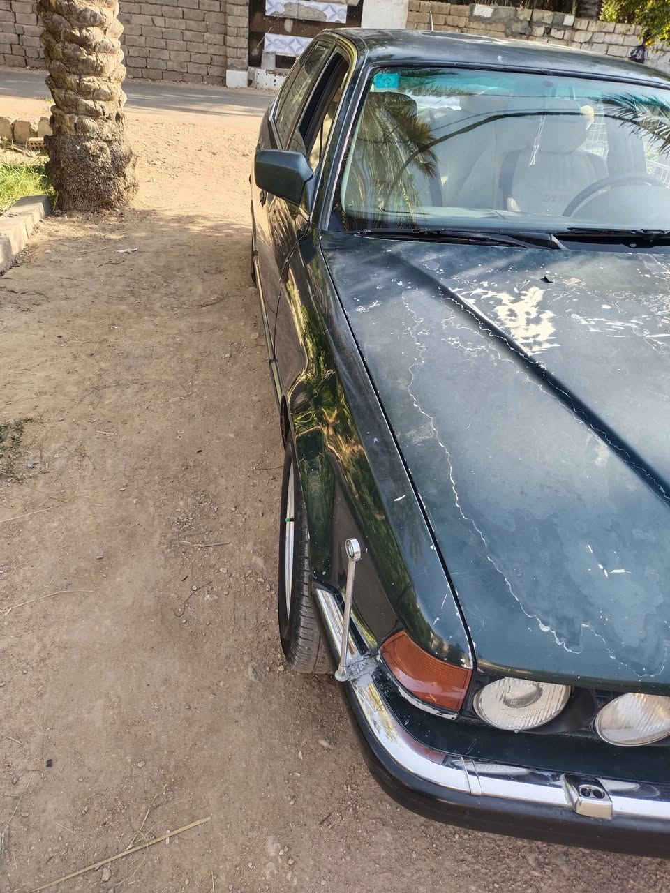 السلام عليكم بي ام 730i موديل 93 رقم بغداد بسمي .محرك كير مكفولات تبريد شغال.ب 40 رقم *********** مكان بابل /المسيب

