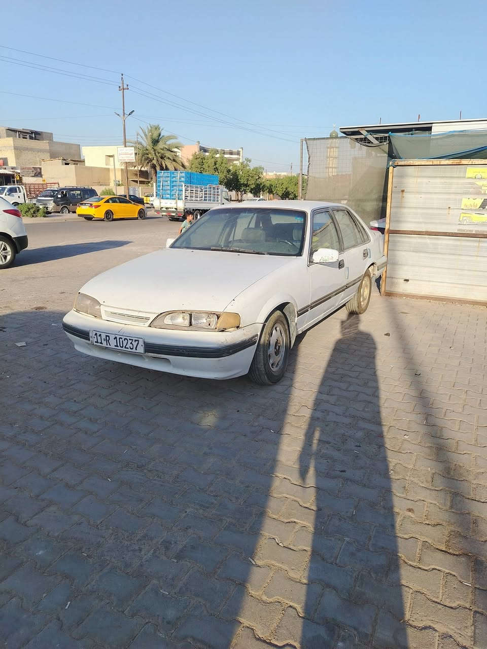 سلام عليكم سياره برنس موديل 94 للبيع السعر 25 ورقه وبيه مجال الشراي يتصل على الرقم *********** مكاني بغداد
