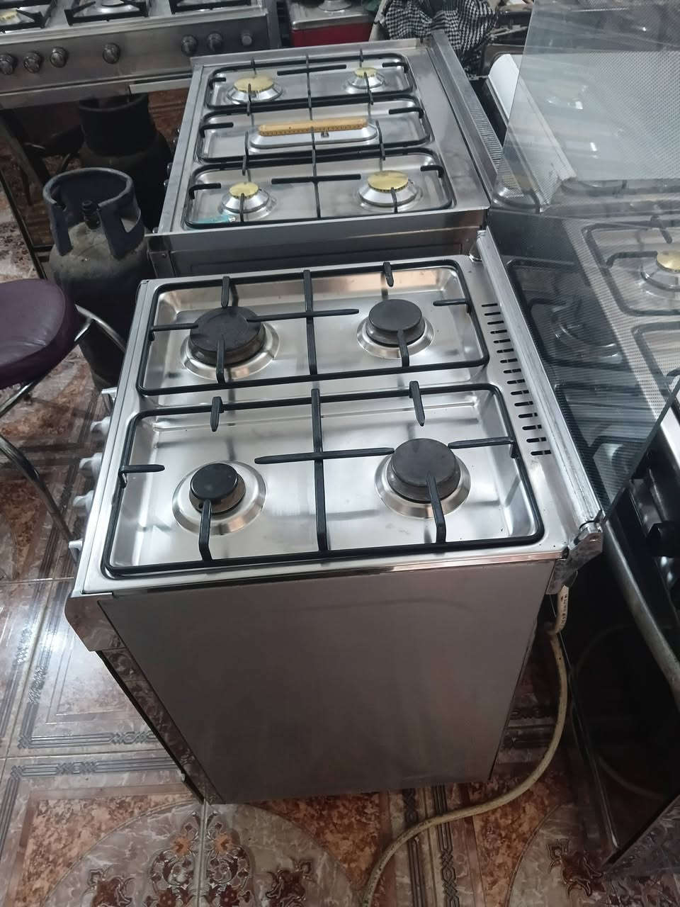 السلام عليكم طباخ نوع مصري الصنع شغال وجاهز طباخ كلش جديد وحلوو وناره زركه تخبل وسعره مناسب للاستفسار الاتصال على الرقم *********** واتساب والخاص موجود
