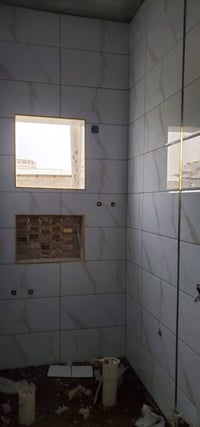 اسطه سيراميك بورسلين • شغل هندسي • متفرغ