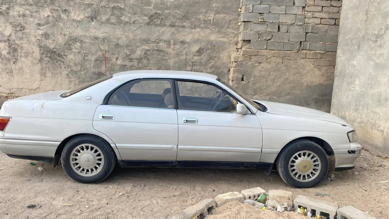 بطه فصل رقم نكليزي بسمي غايه 29 مراوس بمحور فقط علما سياره نقل جثه ***********
