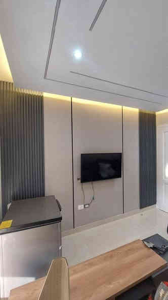 ⏮️ديكورات محمد المياحي⏭️
ديكورات جبس بورد.
صبغ. 
بديل خشب. 
بديل رخام. 
بديل حجر. 
 تواجد بغداد. 
لتواصل ***********
