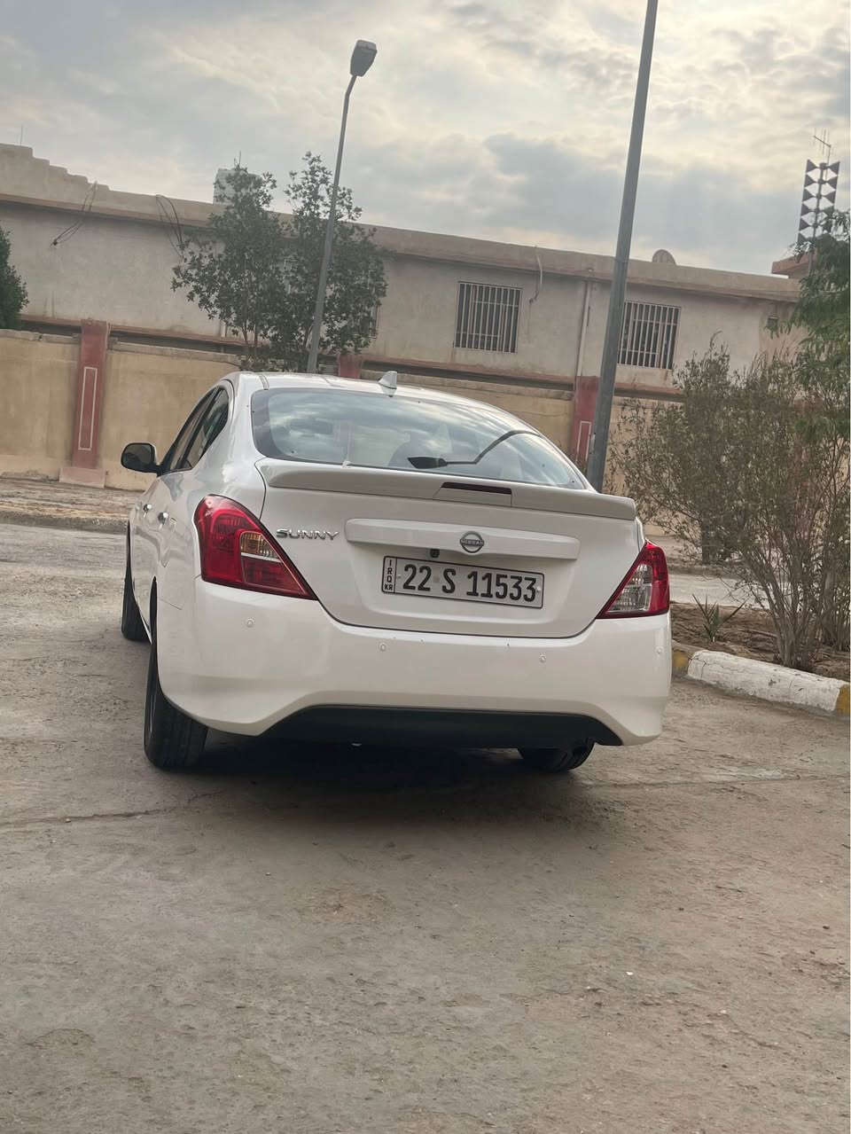 السلام عليكم للمراوس نيسان سني هندي ام البليته الزركه مديل 2024 ماشيه ٢٣ السياره نضيف بيه بارد بطرف الجاملغ كد صبعين وشخط بالباب كد اصبع الباقي كفاله عامه شرط الفحص السياره نضيفه استخدام شخصي 
شنو عندك للمراوس دز سعره ١٣٠ 
مكاني بصره القبله حي المهندسين 
*********** البصرة, العراق

