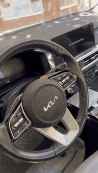 مكلف ب نشر  السلام عليكم كيا كي ثري K3 موديل 2022 
فول  مواصفات تحكم ستيرن كامل سلايد فتحة 

محرك 1500 دبل نوزل 

رقم اربيل بأسمي تحويل مباشر

 ماشية فوك ال 50 الف 

المواصفات 

✅️شاشه كامرة 

✅️تبريد قطعتين + لمس

✅️تحكم ستيرن جهتين 

✅كروز مثبت سرعة 

✅️بصمه أبواب و بصمه تشغيل

✅️شاحن واير لس 

✅️كير طياره 

✅️يدات نيكل 

✅️شاشه بالكير

✅️لايت لد زينون 3 عدسات متحركة + الخلفي هم لد متصل 

✅المري الجانبية بيها اشاير + هيترات 

✅️صندوك ذكي بصمة ( يفتح عند الاقتراب )

✅️كشنات جلد أبيض

✅️سايد بريك بصمة

✅️أوتو هولد (auto hold)

✅️درايف مود 4 وضعيات

‏✅️(sport+eco+smart+comfort)

شاشة عداد دجتل 

وبيها بعد مواصفات 

⬅️ السياره بدون أي صبغ فقط البارد موضح بالصورة ويوجد سونار .

رقم صاحب السيارة *********** بي واتساب 

 المكان بغداد / بسماية 

السعر 135
