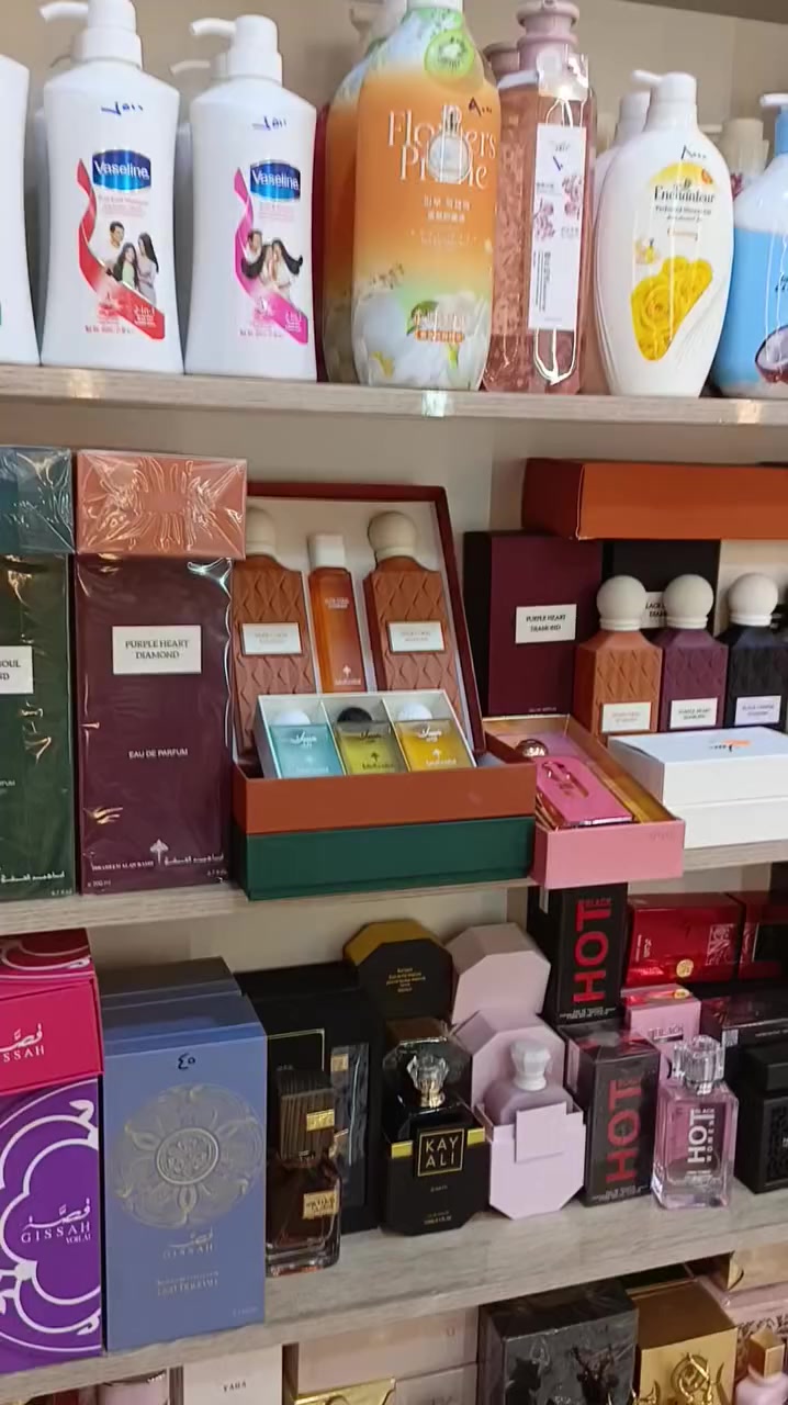 عروض على كل المنتجات 
العنوان حي الكرار الاول 
قرب الشاشه 
مقابل اسواق بيت مصطاف 
كوزمتك ..سنادس 
يوجد توصيل


**إذا كنت صاحب هذا الإعلان وتريد حذفه لأي سبب، رجاءا أرسل رسالة إلى الدعم الفني**