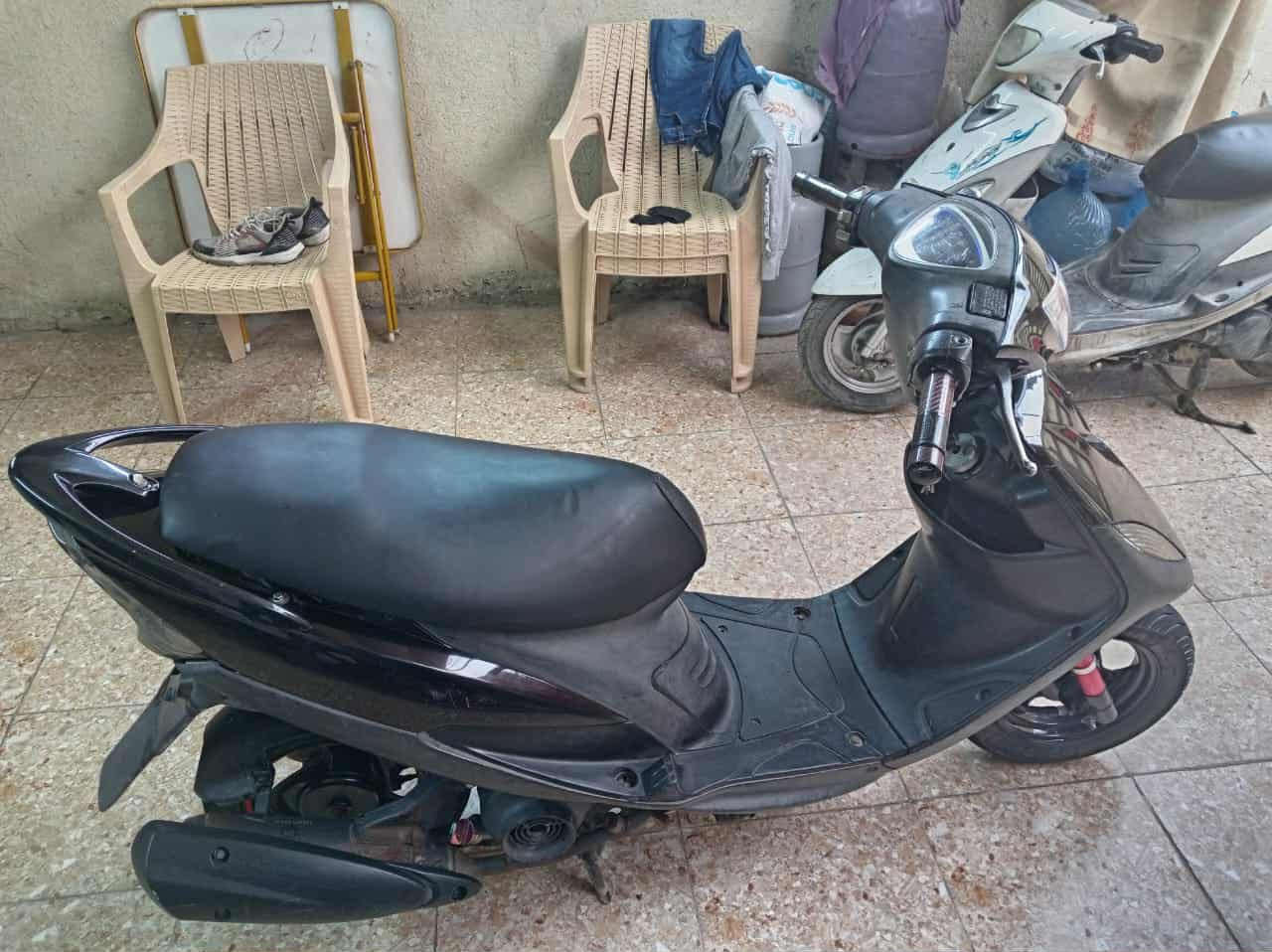 دراجة ماكس عدلة للبيع دراجة رنبة منزلينهة قبل سيوعين دراجة برغي ما مفتوح بيهة جيب وياك فيتر وتعال وشفو دراجة سعرهة مليون وبيهة مجال شراي يتصل علة هاذة رقم ***********مكان حي لعامل شارع لربعة وثمانين
