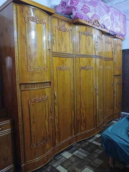 غرفه النوم صاج ٦ملحق البيع جديده كلش عنوان بغداد ***********
