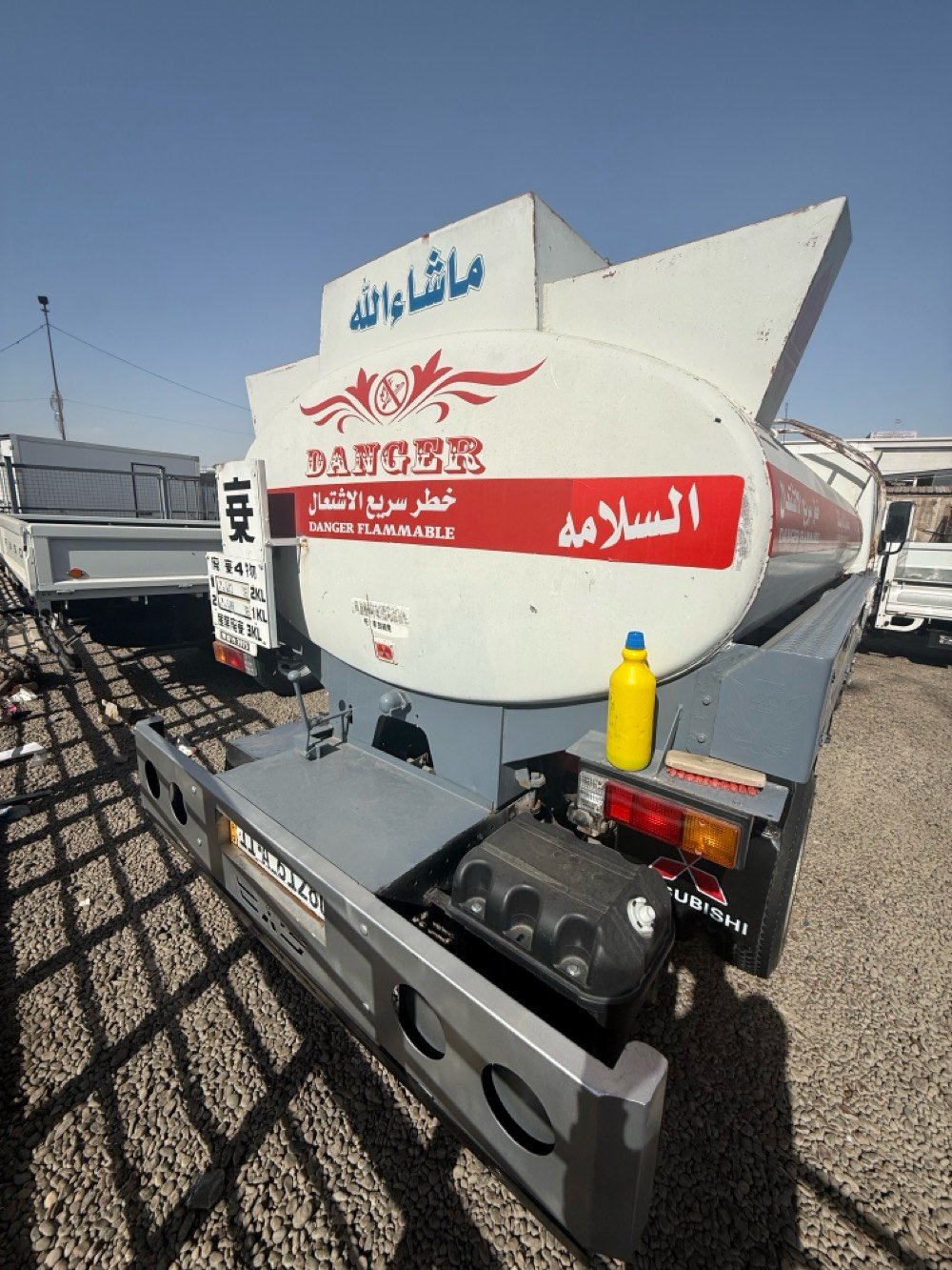 السلام عليكم كنتر تنكر للبيع موديل 2008 تخم تاير للستفسار*********** معارض النهضة 