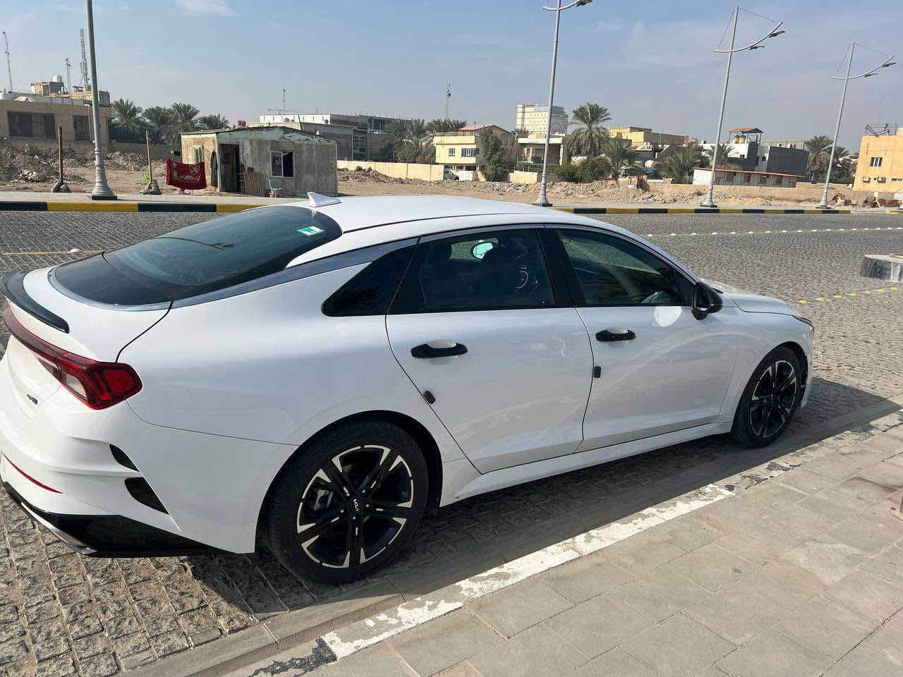 سلام عليكم k5 للبيع سياره جديده وارد امريكي موجود السونار ادخل علي وشوف ضربته رقم *********** البصرة, العراق
