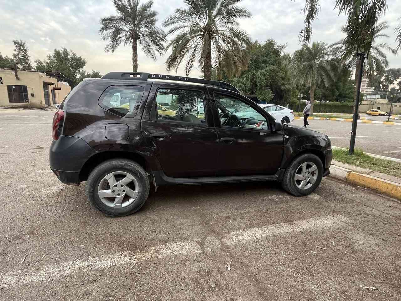 السلام عليكم
للبيع سيارة رينو داستر 2018 /محرك 2000  /كير at المرغوب /سيارة مكفوله تبريد وكير ومحرك  / 85 ورقة 💰

العنوان بغداد
رقم ***********
***********  وتساب

للاستفسار متواجد وتساب
