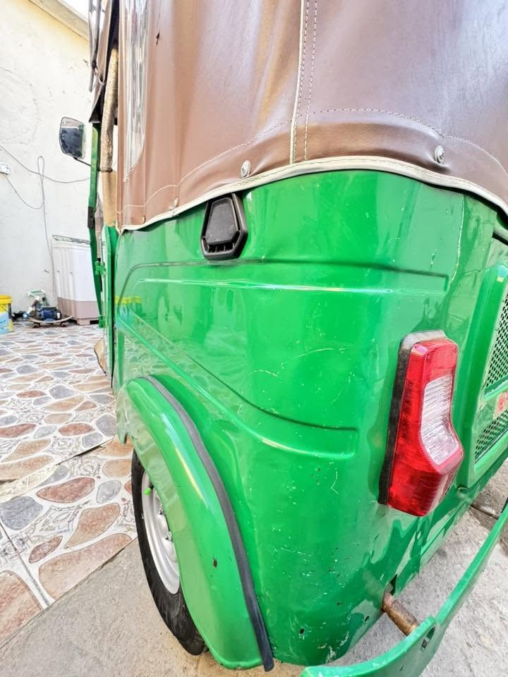 2022/5 رقم وسنويه المكينه تجفيت شركه والبدي معمر خياس السعر 7000،000 مكاني بصره حي الاصدقاء ***********
