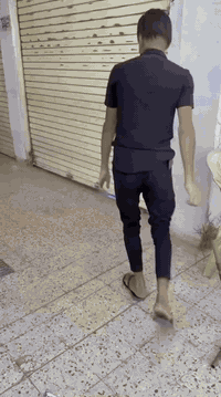 سلام عليكم
مطعم لبيع كامل هو وغراضه كامل كلشي جاهز بي بس تفتحه 
تريد محل بس تريده هو وغراض ما مطلوب مدفوع ايجار سته اشهر 
شراي يتصل 
***********
***********
