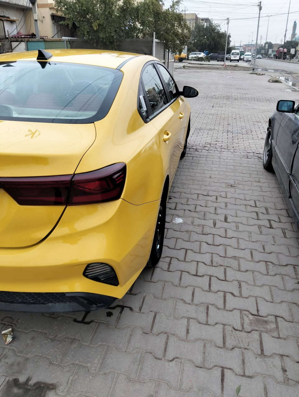 سلام عليكم كيا فورتي موديل 2023 وارد أمريكي مكينه وكير مكفولات منظومه غاز جديده ماشيه 70 سعر 140 رقم *********** مكاني بغداد شعب حدثه موضح بل منشور
