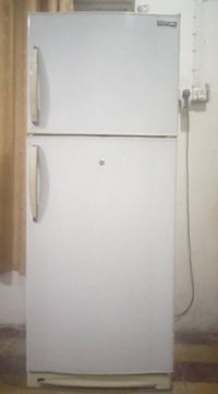 ثلاجه • شغاله • نظيفه