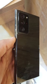 نوت 20 الجهاز نضيف فقد الكسر بل ضهر الرقم 07717857854