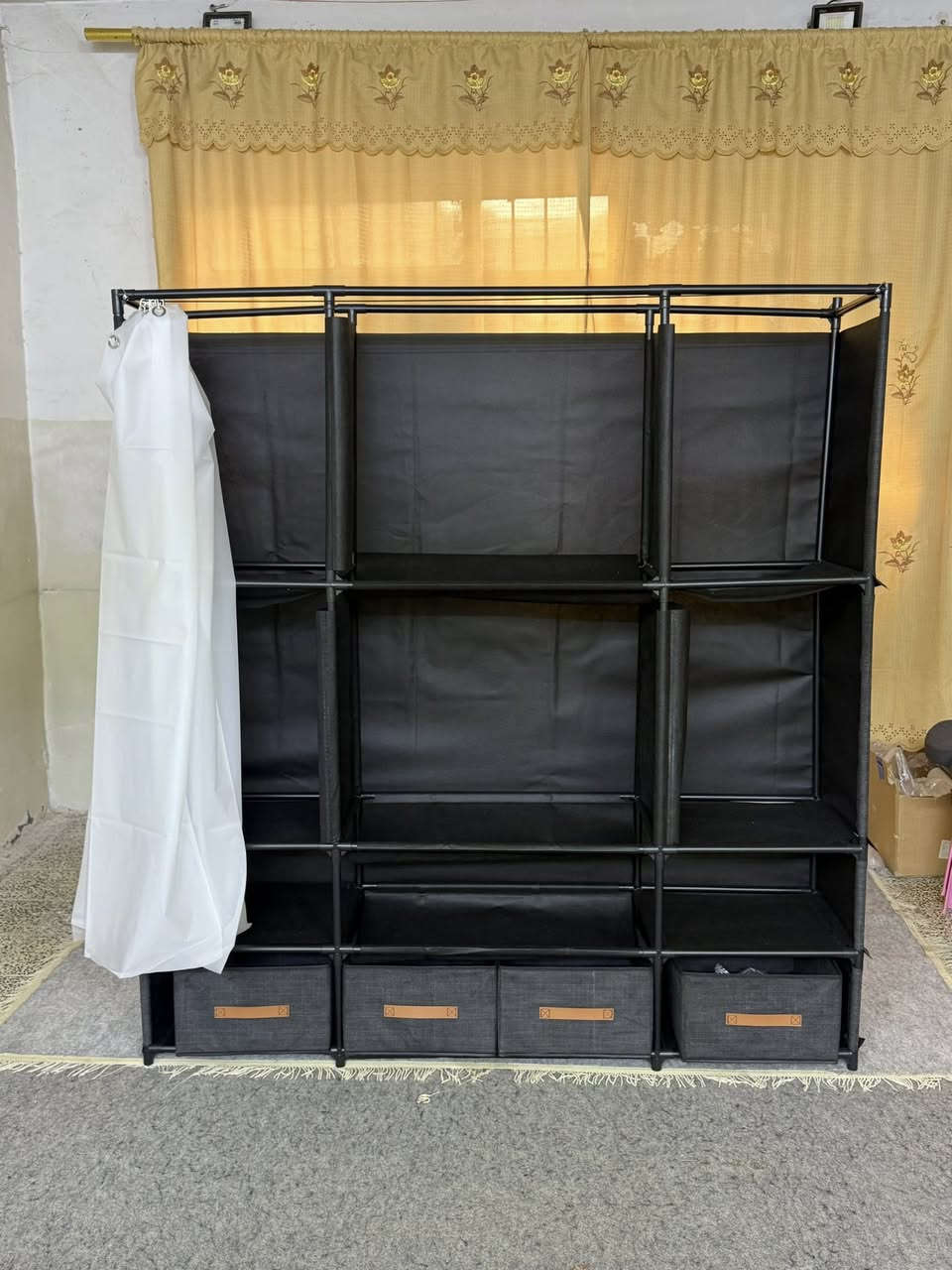 متــــوفر ••••••••
دولاب ملابس متنقل 
القياسات 170 سم * 155 سم
انطوني سعر وبالعافية عليأخذو


**إذا كنت صاحب هذا الإعلان وتريد حذفه لأي سبب، رجاءا أرسل رسالة إلى الدعم الفني**