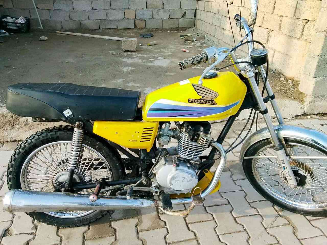 دراجه للبيع السعر 125 شراي اتصل
***********
