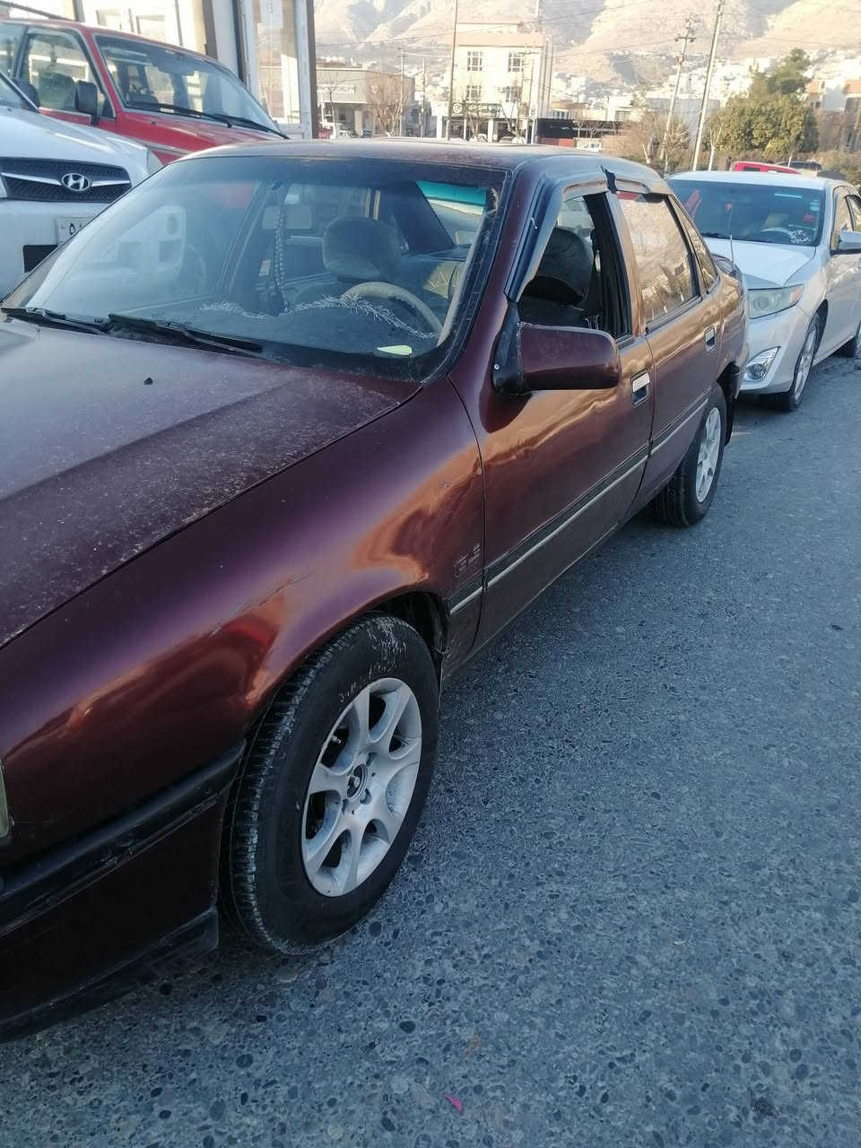 ئوپل ڤیکتر مودیل 1990مەکینە 20 گیر ئوتوماتیک و سلایت یول کەپ سیارە پاقژە بێ مەسرەف و 2وەرەقە غرامە سعر 39وەرەقە و مجال عنوان دهوک ***********
