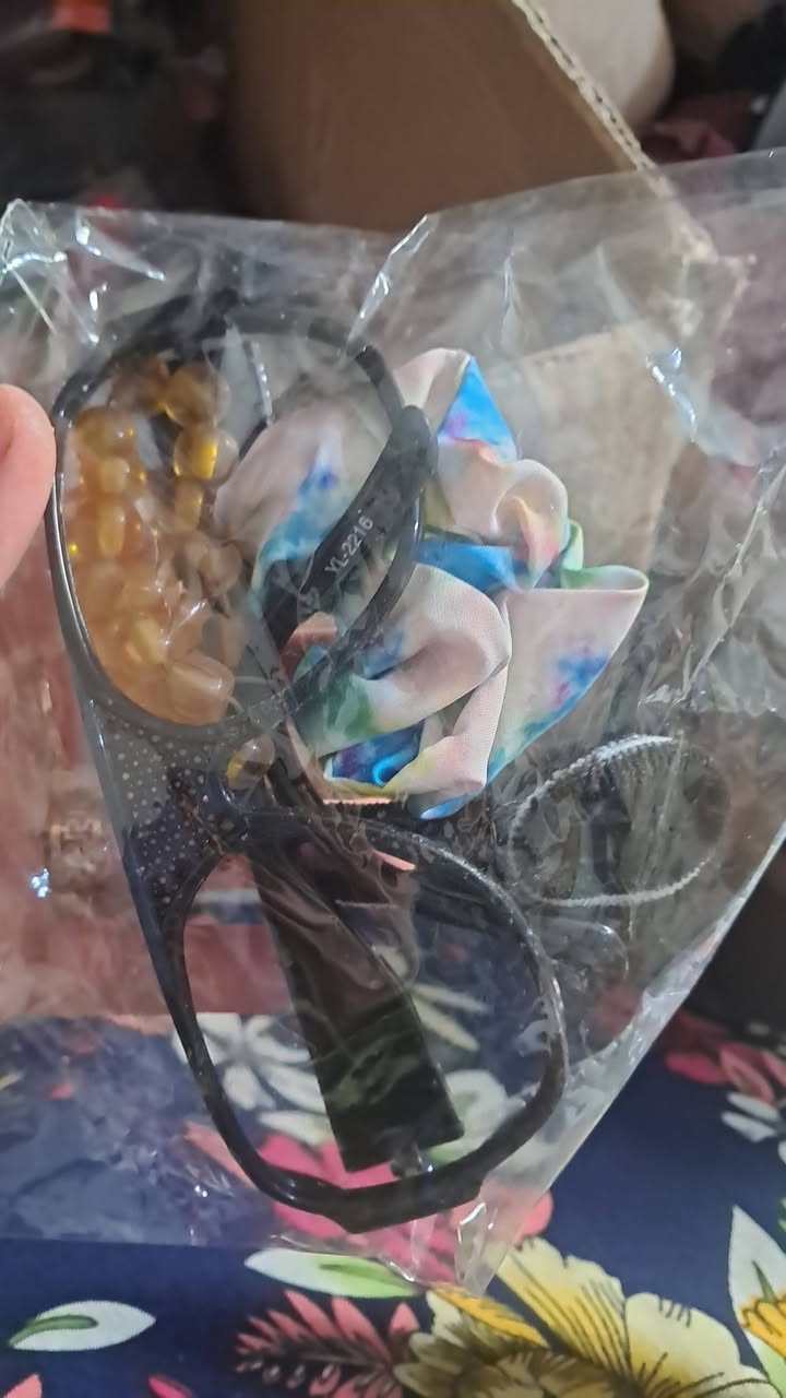 #جمله #جمله  اقل طلب ٢٠ قطعه ب٥ الف جيس مشكل اكسسوارات فيونكات طوك مشط يجي مشكل اقل
طلب ٢٠ جيس ب٥ الف يطلع الجيس عليك( بربع )  يوجد توصيل جميع محافظات العراق


**إذا كنت صاحب هذا الإعلان وتريد حذفه لأي سبب، رجاءا أرسل رسالة إلى الدعم الفني**