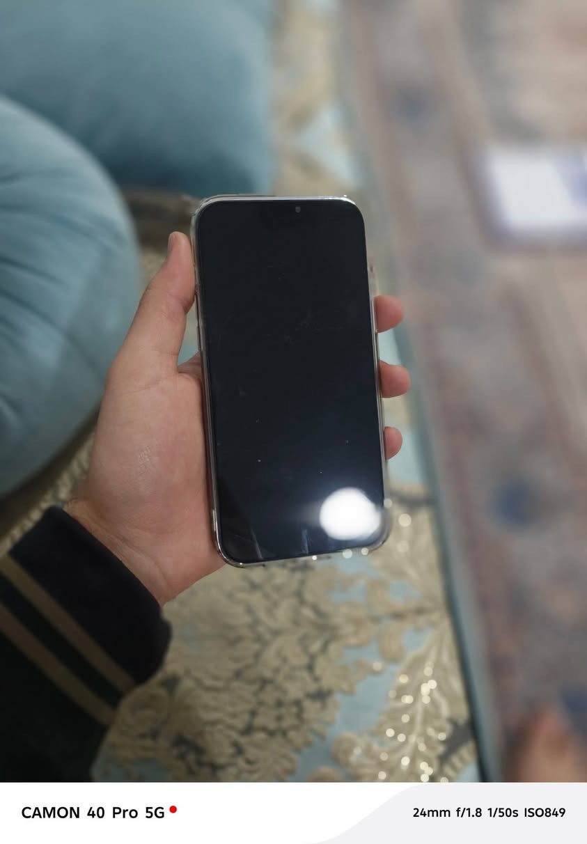 *آيفون 12 برو ماكس*
ذاكرة 256
بطارية 🔋 72 
نسخة الجهاز ZA شرق اوسط خطين 
يعني ياخذ سيم كارتين 
الجهاز ما مبدل اي قطعة 
فقط هاذي الكسور الي بالشاشة مثل مواضح بالصورة للعلم ما مئثرة على اللمس او الشاشة بصورة عامة 
فيس آيدي متوقف والجهاز انفتح 
لغرض التصليح 

مكانيي نجف 

الجهازززز للمراوس فقط 
للمراوس فقط


**إذا كنت صاحب هذا الإعلان وتريد حذفه لأي سبب، رجاءا أرسل رسالة إلى الدعم الفني**