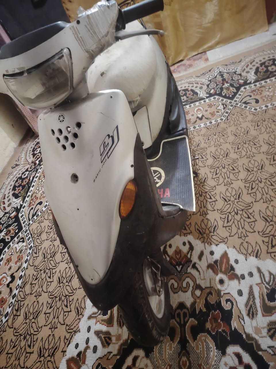 السلام عليكم دراجه للبيع سعر 200 وبيها ***********
