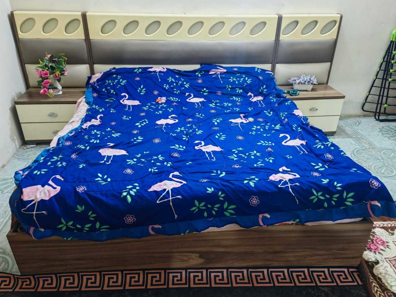 السعر ٨٠٠ وبيه مجال
11قطعه 
العنوان الفلوجه حي المختار


**إذا كنت صاحب هذا الإعلان وتريد حذفه لأي سبب، رجاءا أرسل رسالة إلى الدعم الفني**